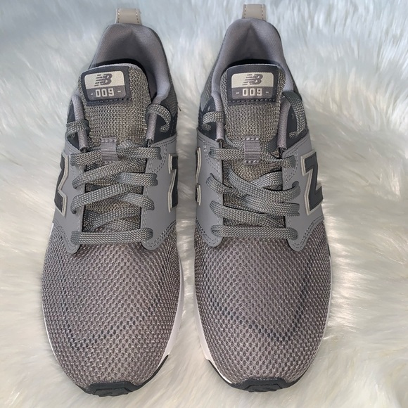 New Balance Other - New Balance Men 009 sneakers Size 9